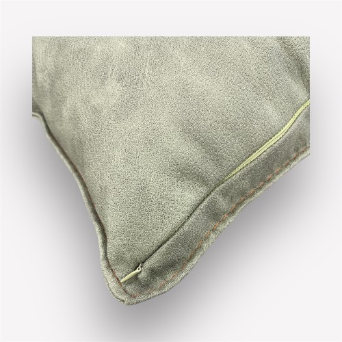 Подушка декоративная из искусственной замши, 50х40см, наволочка с молнией