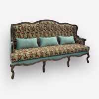 Трехместный диван Сезарина с ушами