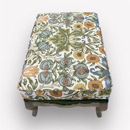 Пуфик Сезарина массив бука c40-01