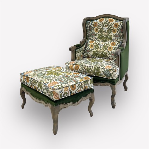 Интерьерное каминное кресло Сезарина с комбинированной обивкой из гобелена и мягкой подушкой