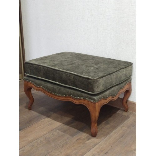 Пуфик Сезарина массив бука