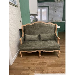 Интерьерный двухместный диван Сезарина массив бука s50-02