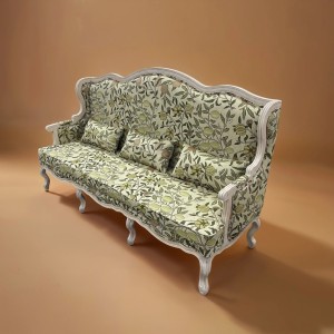 Интерьерный трехместный диван Сезарина массив бука s50-04