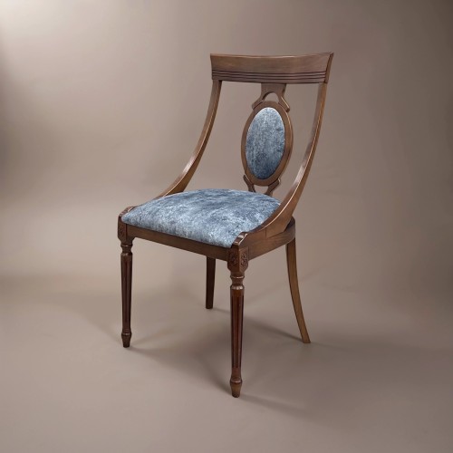 Стул Патриция массив бука с изогнутой спинкой и мягкой вставкой в деревянной спинке